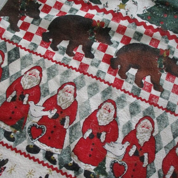 Vtg Woodland Christmas tablecloth - Picture 4 of 7